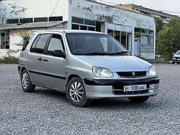 Toyota Raum: 2000 г., 1.5 л, Автомат, Бензин, Минивэн