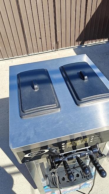 jack e4: Фризер для мягкого мороженого, напольный - Два бункера/две фрезерные — 3