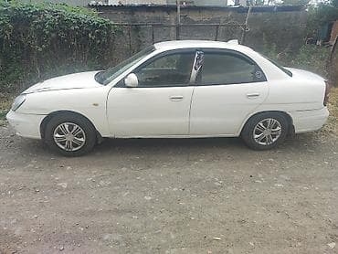 Daewoo Nubira: 2000 г., 1.6 л, Автомат, Газ, Седан — 2