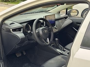 prius plus: Toyota Corolla: 2019 г., 1.8 л, Вариатор, Гибрид, Седан — 7