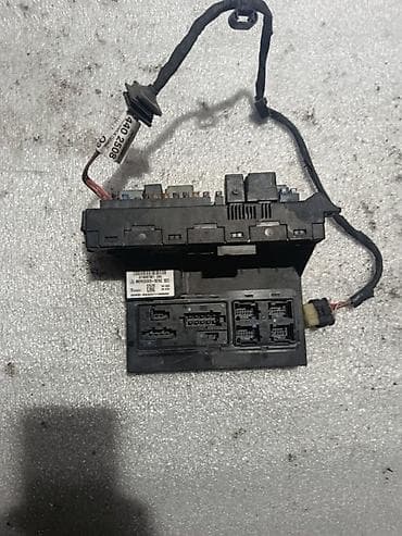 m272: Блок предохранителей Mercedes-Benz 2008 г., Оригинал — 1