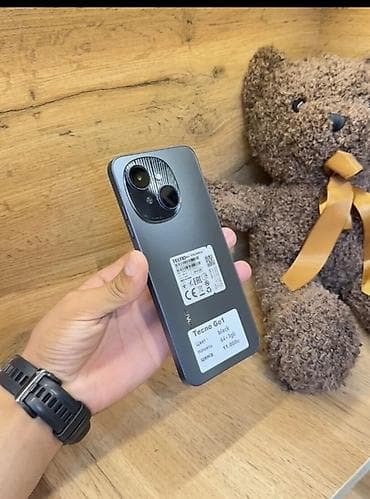 Tecno Spark Go 2024 (Tecno Go1) — смартфон в цвете black. Основные