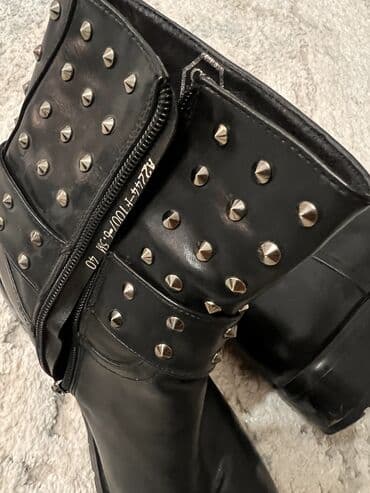 Прокат одежды: Зимние полусапожки с мехом. Б/у но в очень хорошем состоянии. Кожа — 2