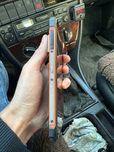 Акылдуу сааттар: Защищённый смартфон CUBOT. Особенности: - Прочный корпус с бамперами — 1