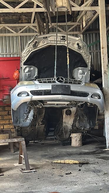 Автозапчасти на Mercedes-Benz CLS (W219) Разбор передней части кузова at lalafo.kg Автозапчасти на Mercedes-Benz CLS (W219) Разбор передней части кузова