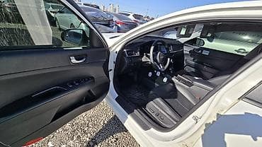 kia stinger: Kia K5: 2020 г., 2 л, Типтроник, Газ, Седан — 9