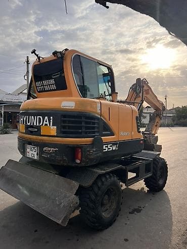 коробка сатылат: Экскаватор, Hyundai, 2012 г., Дөңгөлөктүү — 7