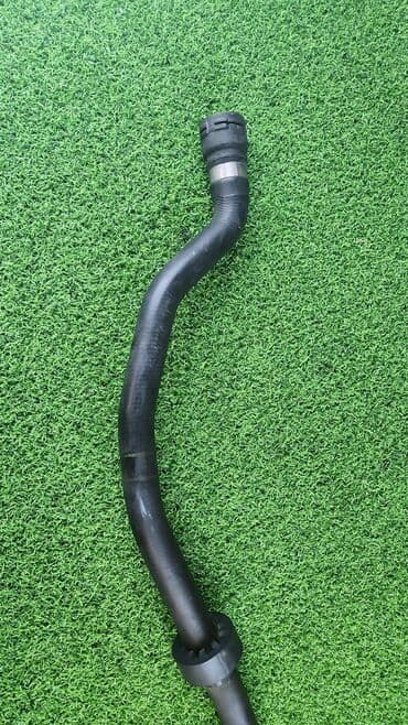 блок предохранителей: Патрубок Е53 х5 3.0i 20 127 В отличном состоянии, очень большой — 4