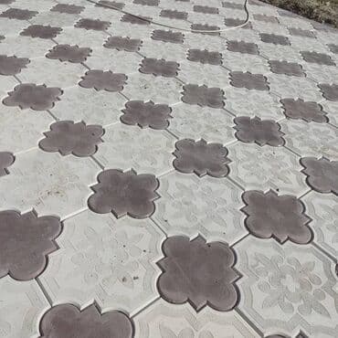 купить газонную траву в бишкеке: Брусчатка тротуарная плитка бардюр лоток доставка укладка доставка — 5