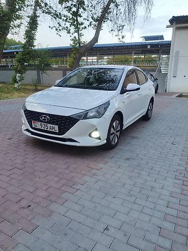 mb 220: Hyundai Solaris: 2020 г., 1.6 л, Автомат, Бензин, Седан — 1