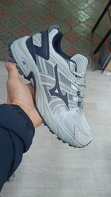 замшы: Мужские кроссовки, 41, Under Armour, Новый, цвет - Черный, Бесплатная доставка — 7