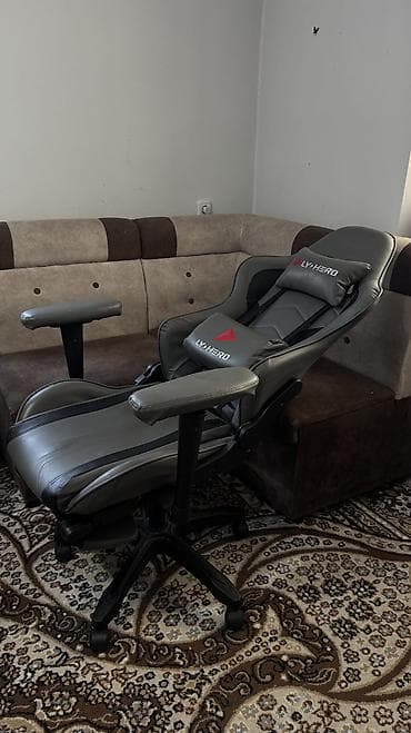 игровое кресло бу: Игровое кресло, Б/у, С колесиками, цвет - Серый, Экокожа — 3