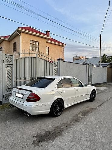 mers 212: Mercedes-Benz E-Class: 2003 г., 5 л, Автомат, Бензин, Седан — 1