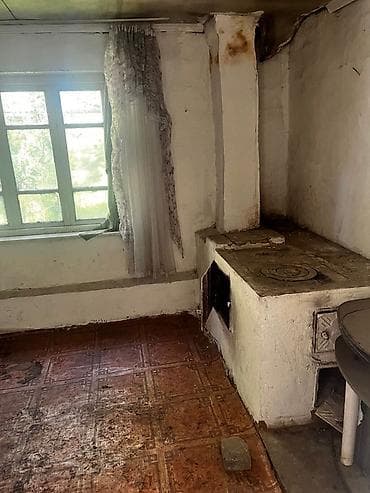 продается сад: Небольшой садовый домик с печным отоплением, сдается в аренду, с — 3