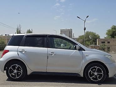 toyota celika: Toyota Ist: 2004 г., 1.5 л, Автомат, Бензин, Хэтчбэк — 9