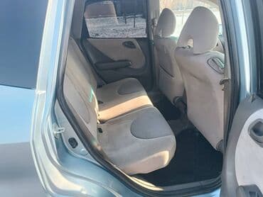 Паркет: Honda Fit: 2005 г., 1.3 л, Вариатор, Бензин, Хетчбек — 5
