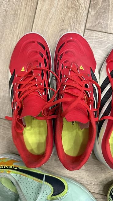 Футзалки б/у, набор из 5 пар. Состав комплекта: - Nike (мятные) — — 2