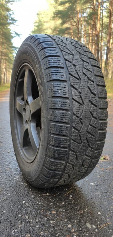 зимные резины: Шины 275 / 35 / R 20, Зима, Б/у, Пара, Легковые, Япония, Bridgestone — 1