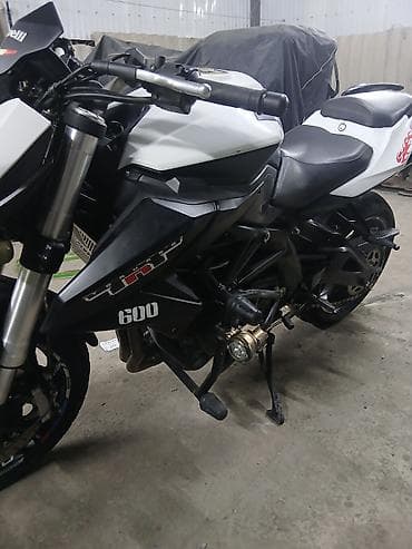 бенза бак: Классический мотоцикл 600 куб. см, Бензин, Взрослый — 7