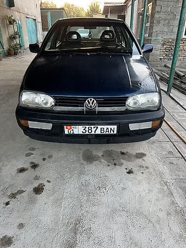 Продажа авто: Volkswagen Golf: 1992 г., 2 л, Механика, Хэтчбэк — 5