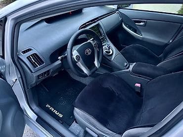 Продажа авто: Toyota Prius: 2011 г., 1.8 л, Вариатор, Гибрид, Хэтчбэк — 5