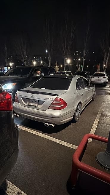 Mercedes-Benz E-Class: 2002 г., 5 л, Автомат, Бензин, Седан