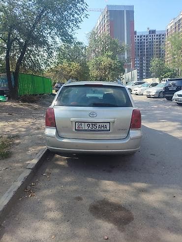 Продажа авто: Toyota Avensis: 2003 г., 1.8 л, Механика, Бензин, Универсал — 4
