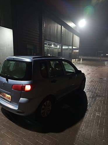 t max: Mazda Demio: 2004 г., 1.2 л, Бензин, Хэтчбэк — 3