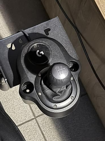 logitech g102 lightsync: 2 Полноценных симрейсинг-комплектов БЕЗ PS5!!! Состав: - Руль — 3