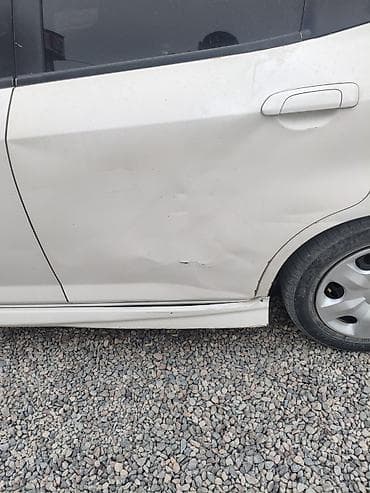фит богаж: Honda Fit: 2003 г., 1.3 л, Вариатор, Бензин, Хэтчбэк — 5