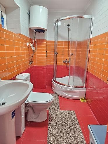 с отдельным входом: 1 комната, 42 м², 1 этаж, Евроремонт — 4