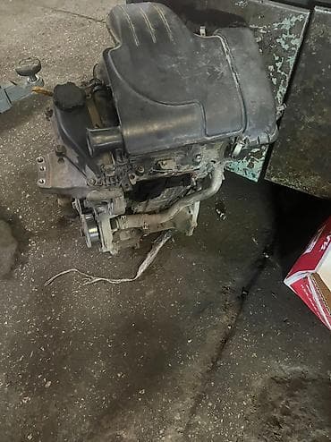 Бензиновый мотор Toyota 2005 г., 1 л, Б/у, Оригинал, Япония