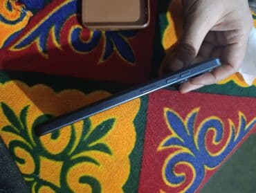 телефон ала бука: Tecno Spark 10 4G, Б/у, 128 ГБ, цвет - Синий, 2 SIM — 4