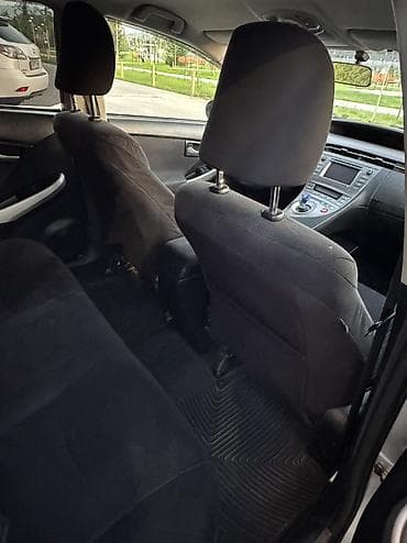 шина сайлун: Toyota Prius: 2012 г., 1.8 л, Автомат, Гибрид — 6
