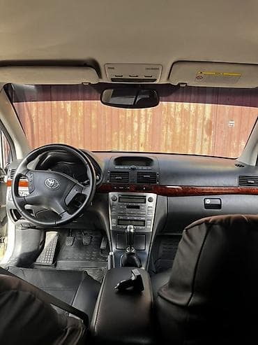 prius plus: Toyota Avensis: 2004 г., 2 л, Механика, Бензин, Универсал — 10