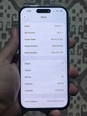 Техника и электроника: IPhone 14 Pro, Серебристый — 5
