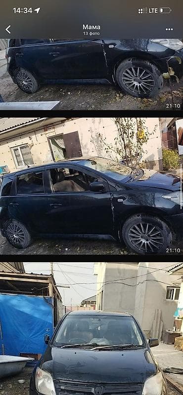 Toyota Ist: 2001 г., Хэтчбэк