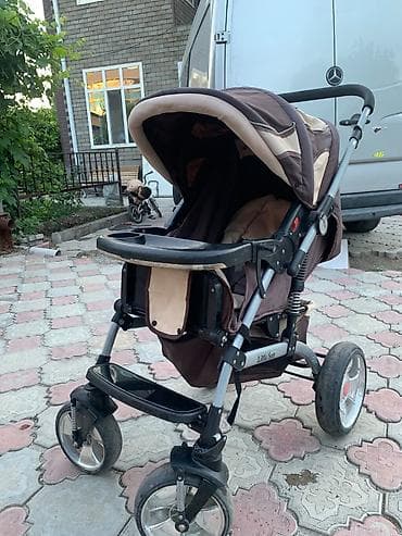 Коляска, цвет - Коричневый, Б/у