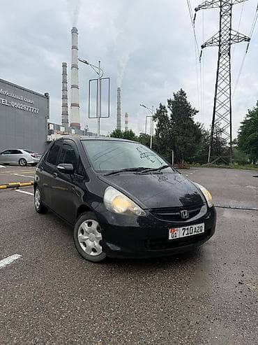 Honda Fit: 2006 г., 1.3 л, Автомат, Бензин, Хэтчбэк