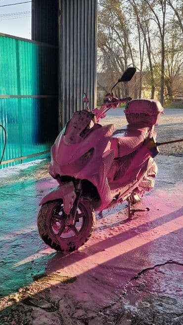 хочу купить скутер: Тип скутера 160 куб. см, Бензин, Б/у — 2