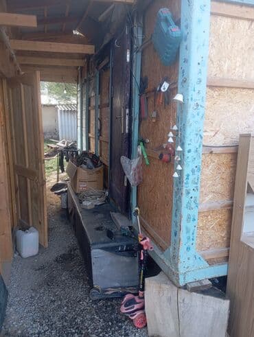 контейнер 6 метров купить: Бытовка/вагончик из сэндвич-OSB 
размер 6 на 2.30 аксууда — 3