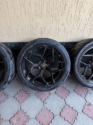 диски на g05: BMW / R20 9.5 10.5 разноширокие с полулисками TOYO 285 / 35 R20" — 2