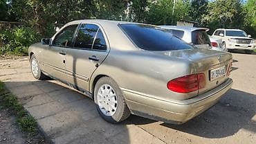 стрим 2001: Mercedes-Benz E-Class: 1996 г., 2.3 л, Автомат, Бензин, Седан — 5