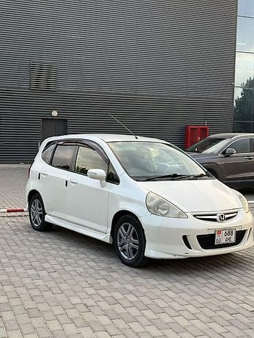 Продажа авто: Honda Fit: 2003 г., 1.5 л, Вариатор, Бензин, Хэтчбэк — 1
