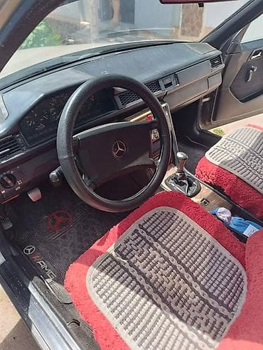 капитан: Mercedes-Benz E-Class: 1988 г., 2.6 л, Механика, Бензин, Седан — 3