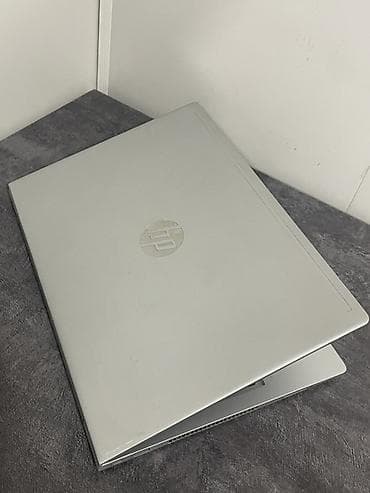 HP ProBook 440 G6 — надежный 14‑дюймовый бизнес‑ноутбук в серебристом — 4