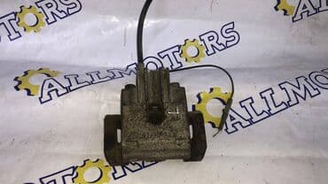 Задний левый суппорт BMW