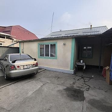 kut tower: Одноэтажный дом с участком и въездом с улицы. - Высокий сплошной — 2