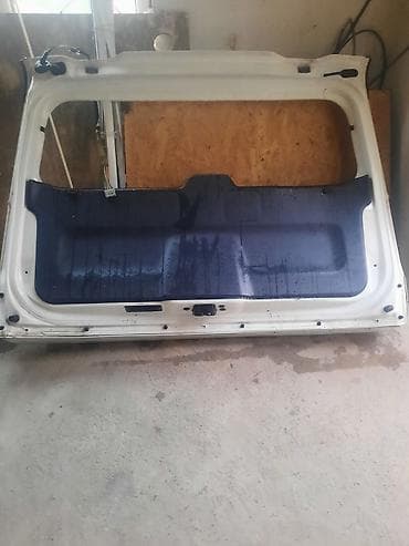 крыло хариер: Крышка багажника Honda, Оригинал — 2
