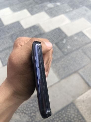 3 симочный: Samsung Galaxy A31, Б/у, 64 ГБ, цвет - Черный, 2 SIM — 5